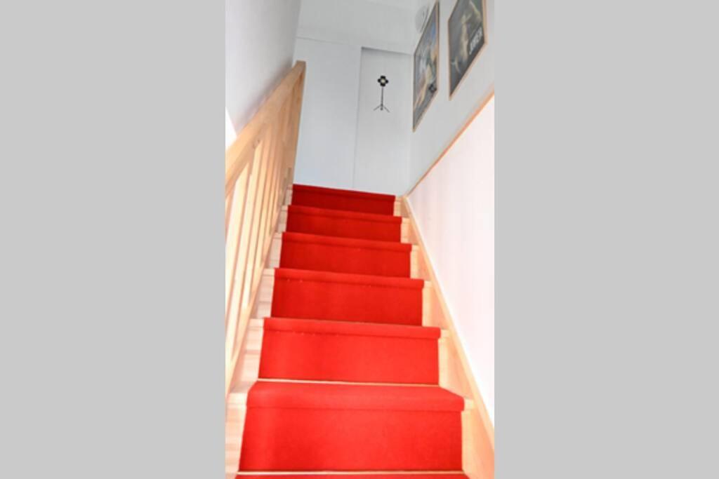 Cinema Appartement 10Mn Aeroport Roissy Cdg Villeneuve-sous-Dammartin Buitenkant foto